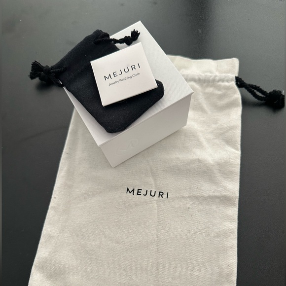 Mejuri Convertible Two Toned Link Hoop & Dangle Earrings 2pc - Picture 11 of 11